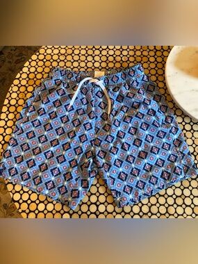 Men's Bearbottom Size M Swim Trunks